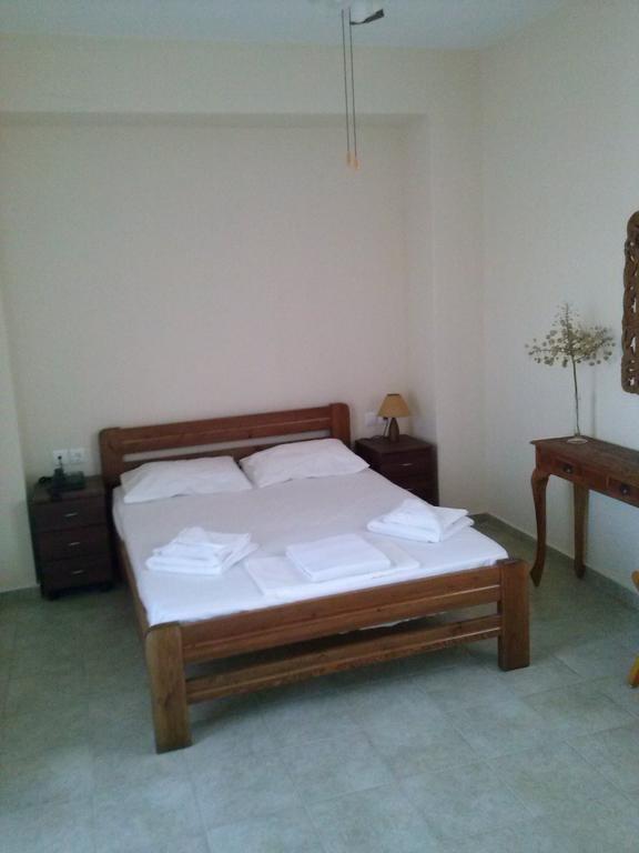 Eleni Apartments Adamantas  Habitación foto